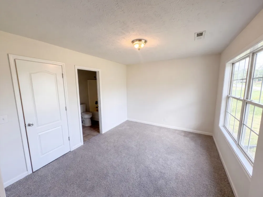 305 Shadow Dr Shelbyville, TN 37160