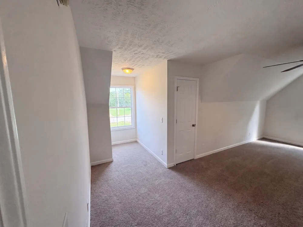 305 Shadow Dr Shelbyville, TN 37160