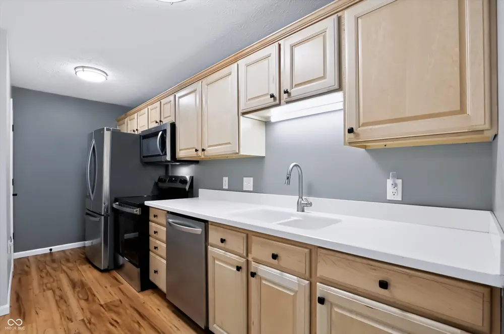 6509 Emerald Hill Court #102 Indianapolis, IN 46237