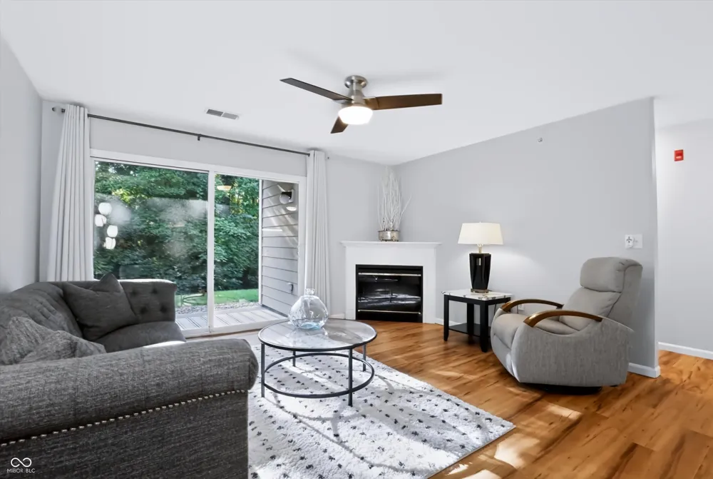 6509 Emerald Hill Court #102 Indianapolis, IN 46237