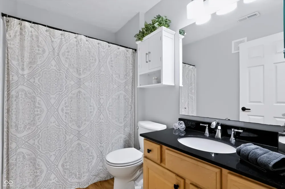 6509 Emerald Hill Court #102 Indianapolis, IN 46237