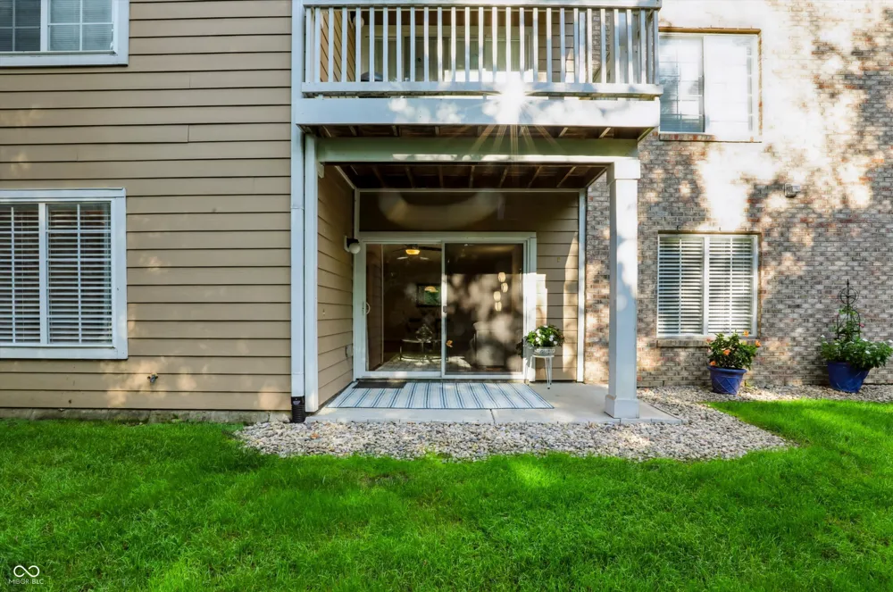 6509 Emerald Hill Court #102 Indianapolis, IN 46237