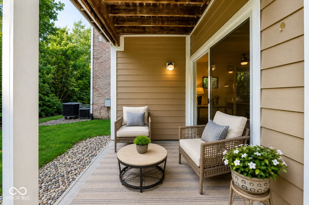 6509 Emerald Hill Court #102 Indianapolis, IN 46237