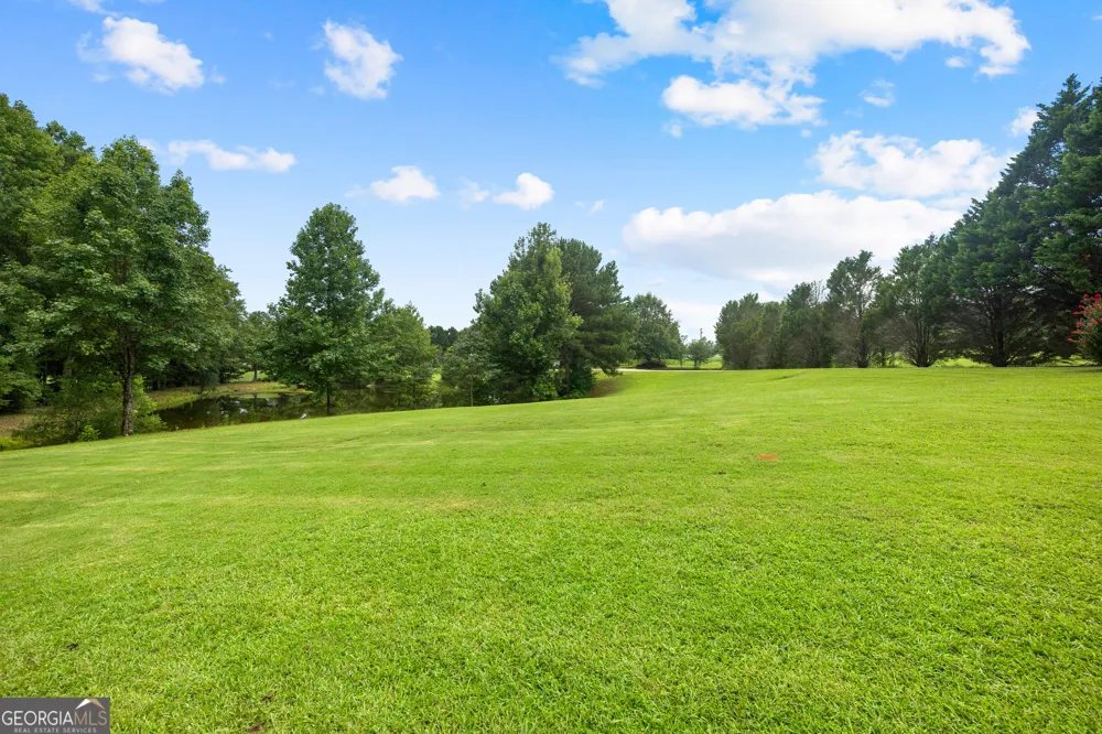 10 Highland Park DR Sharpsburg, GA 30277