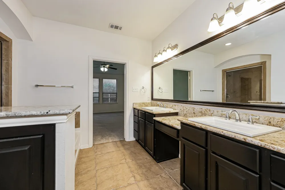 5305 Grove Cove Drive McKinney, TX 75071