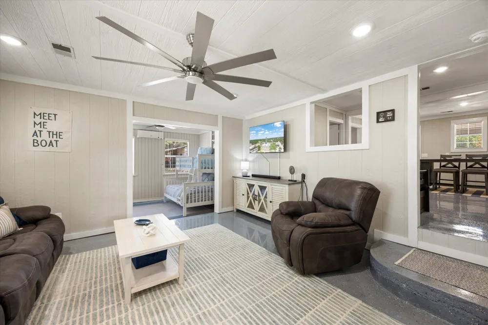 1516 Lakeview Drive Palo Pinto, TX 76484