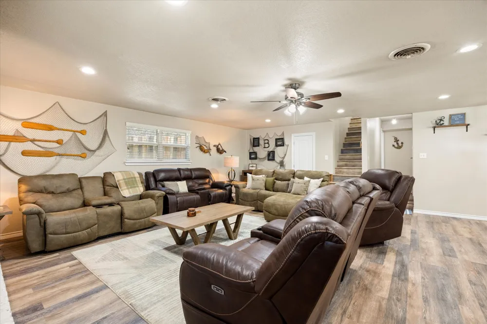 1516 Lakeview Drive Palo Pinto, TX 76484