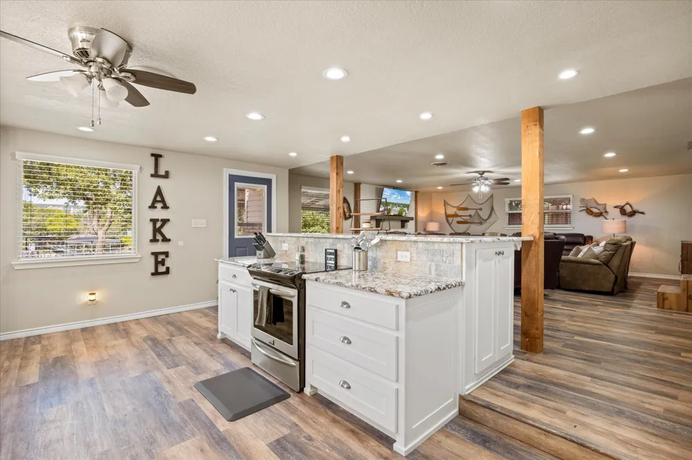 1516 Lakeview Drive Palo Pinto, TX 76484
