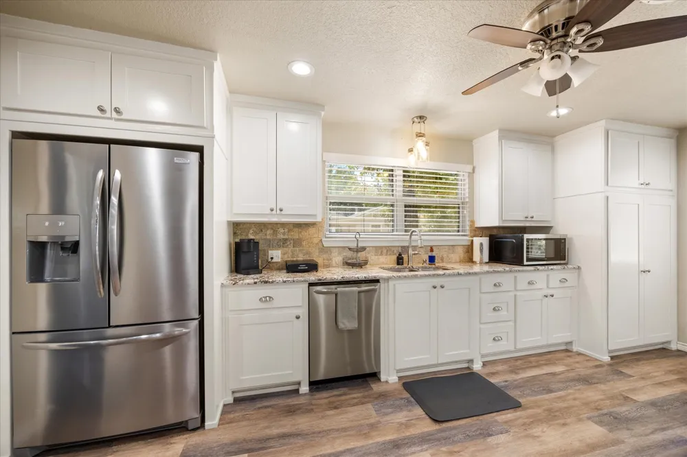 1516 Lakeview Drive Palo Pinto, TX 76484