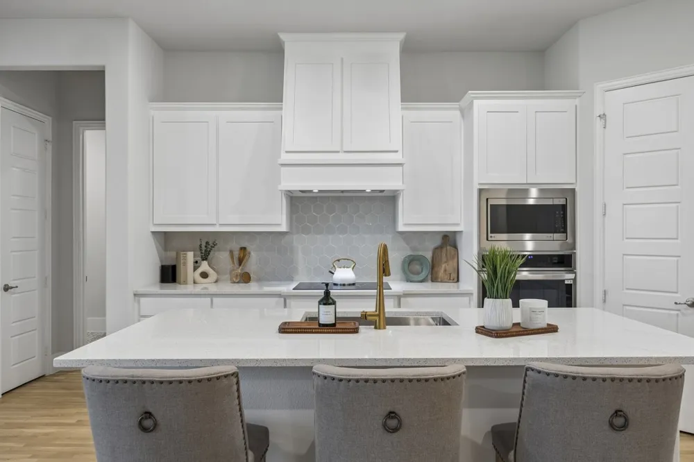 4037 Lagos Drive Midlothian, TX 76065