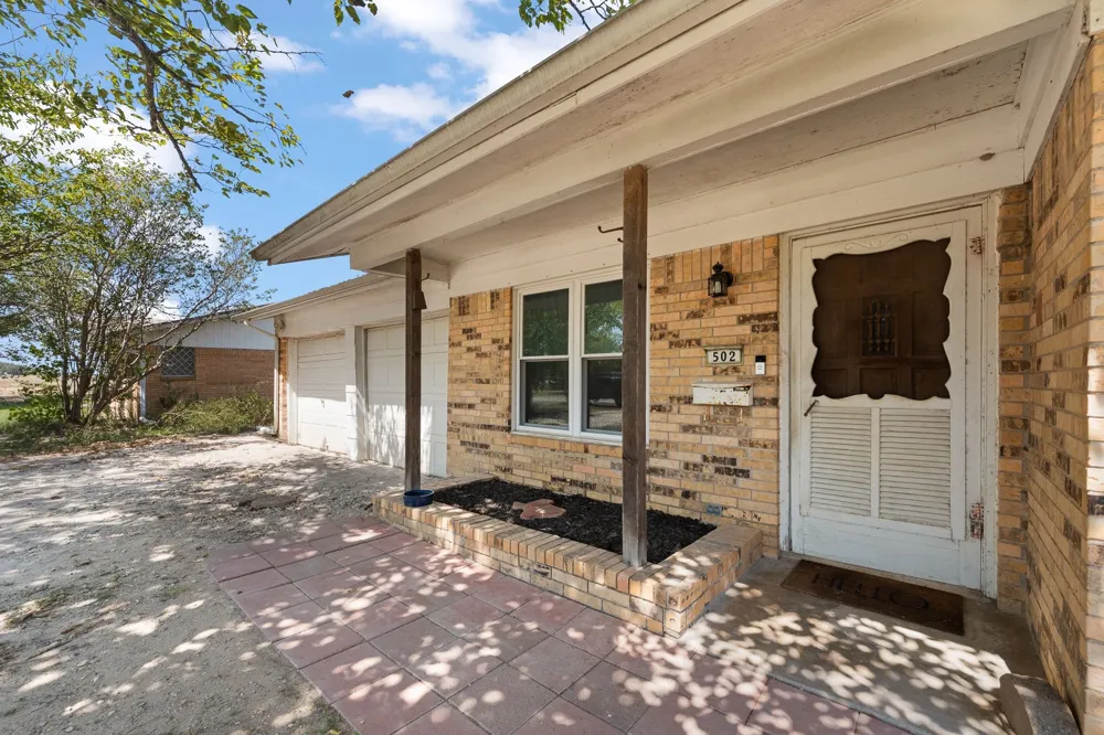 502 King Street Itasca, TX 76055