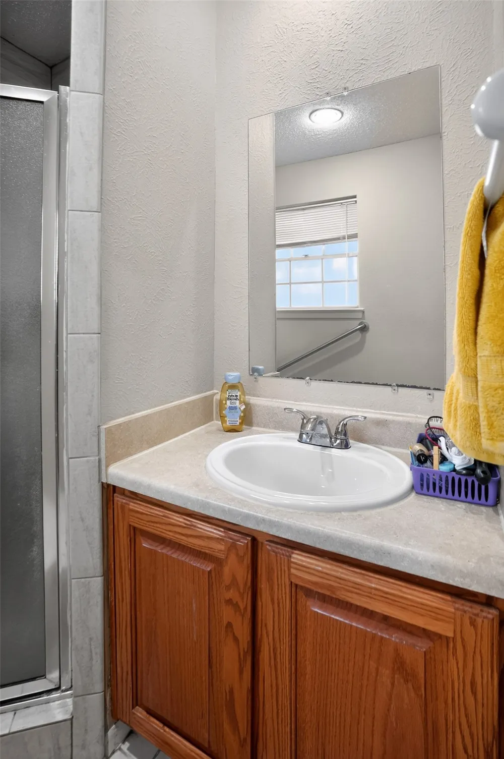 2125 Meadow Glen Irving, TX 75060