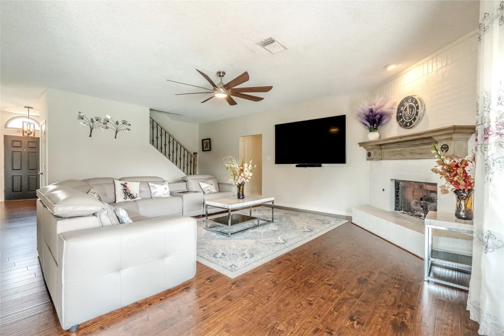 6802 Silver Lake Drive Rowlett, TX 75089