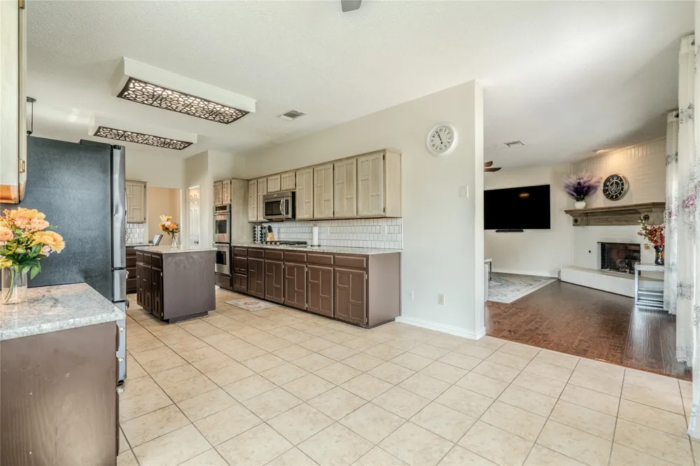 6802 Silver Lake Drive Rowlett, TX 75089
