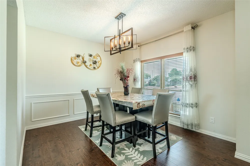 6802 Silver Lake Drive Rowlett, TX 75089