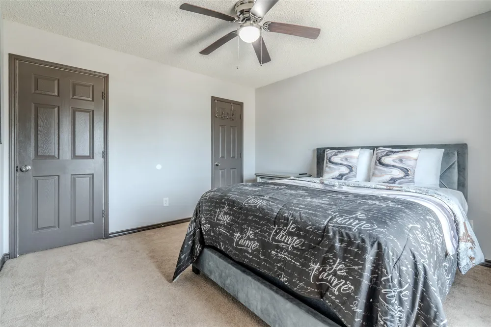 6802 Silver Lake Drive Rowlett, TX 75089