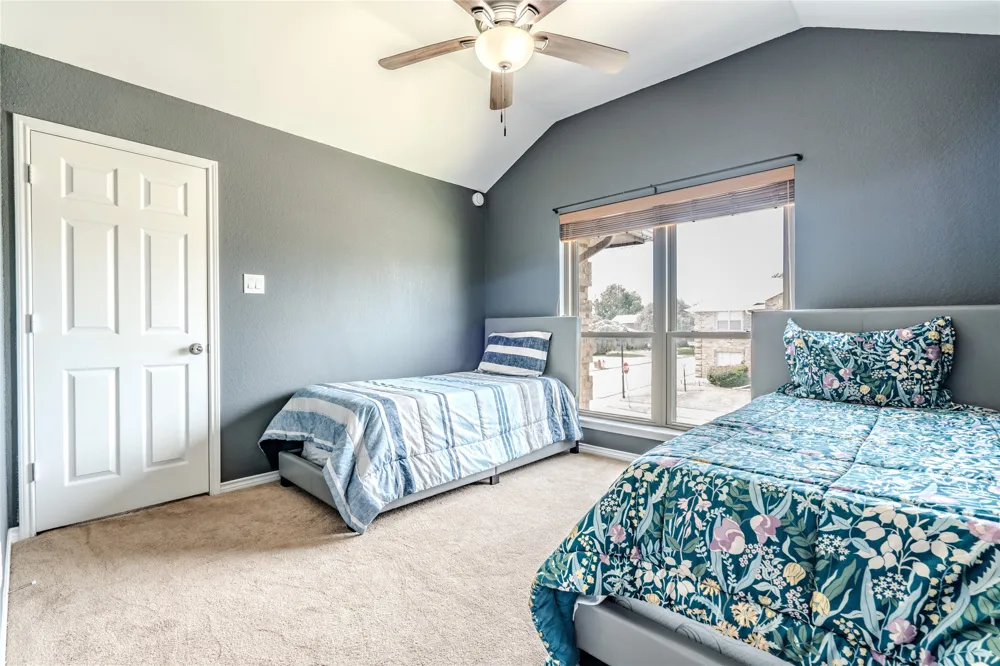 6802 Silver Lake Drive Rowlett, TX 75089