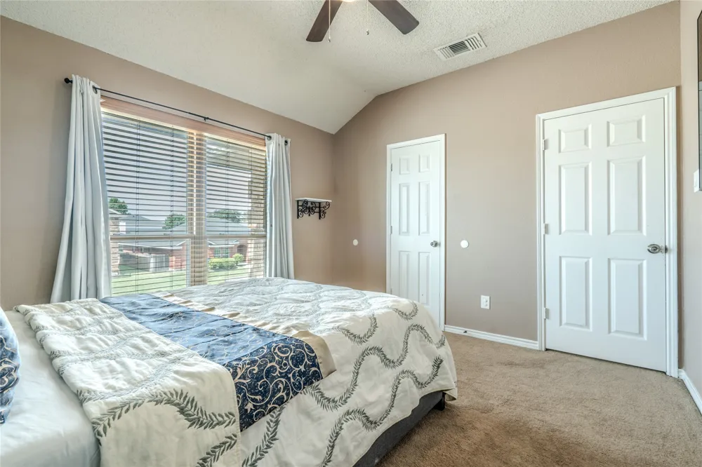 6802 Silver Lake Drive Rowlett, TX 75089