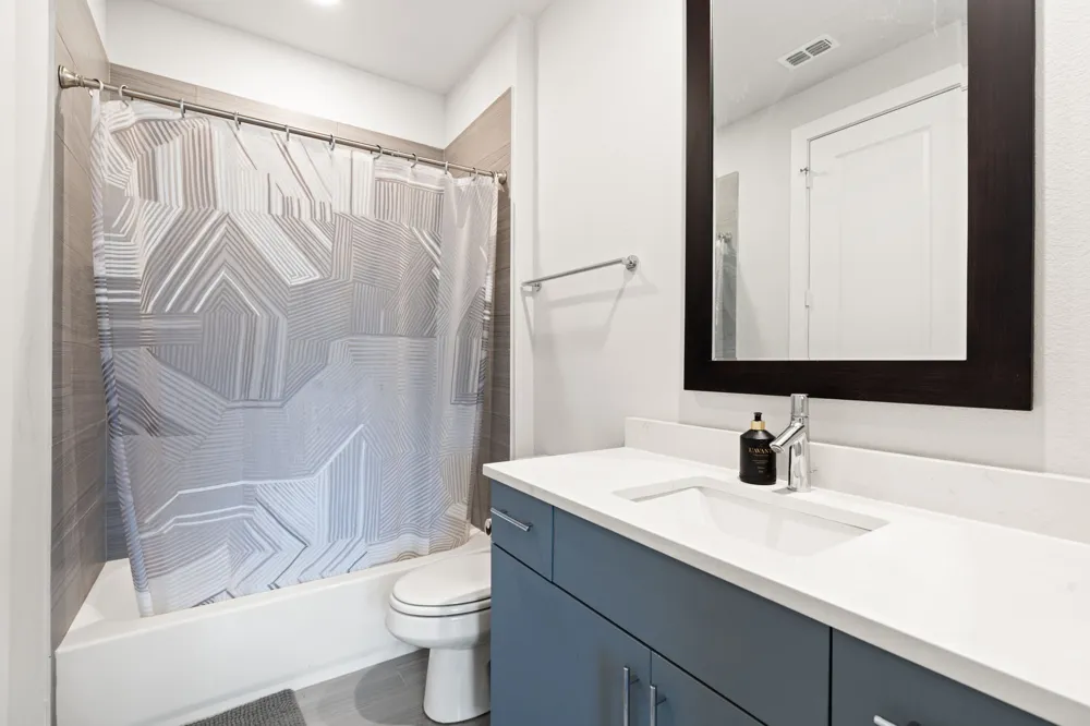 381 E Greenbriar Lane #1603 Dallas, TX 75203