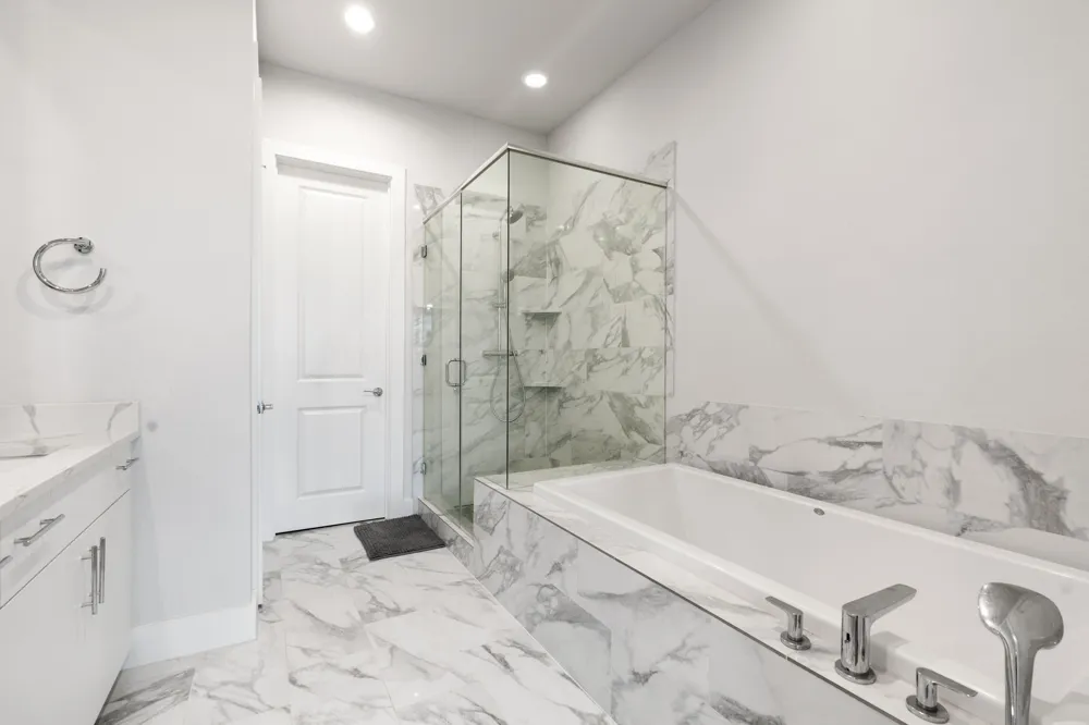 381 E Greenbriar Lane #1603 Dallas, TX 75203