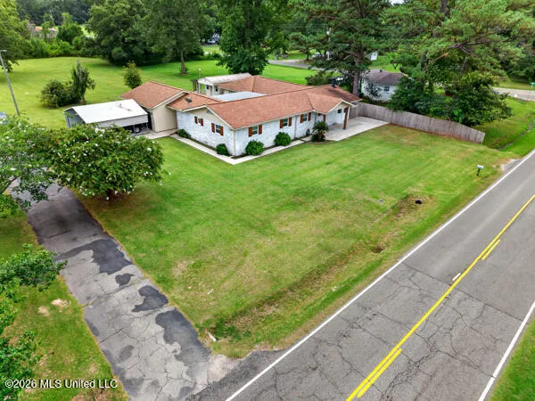 934 Ceasar Road Picayune, MS 39466