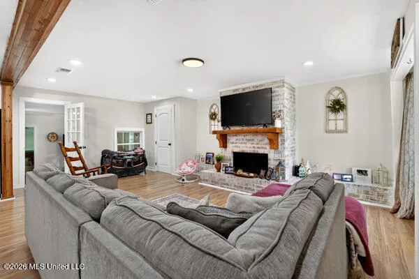 934 Ceasar Road Picayune, MS 39466