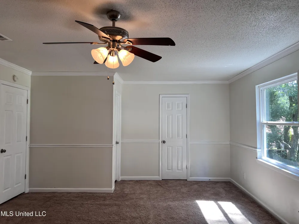 2418 Northridge Drive Gautier, MS 39553