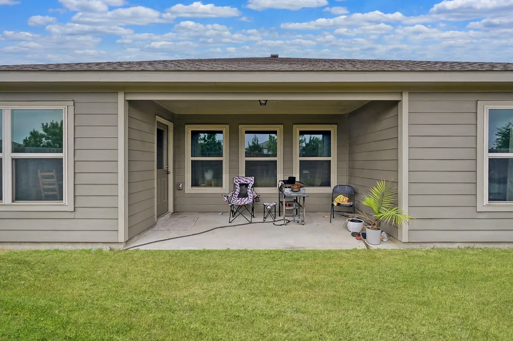 15127 Willow Tree Lane New Caney, TX 77357