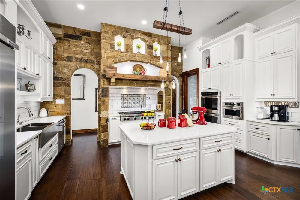 5723 Copper Forest New Braunfels, TX 78132