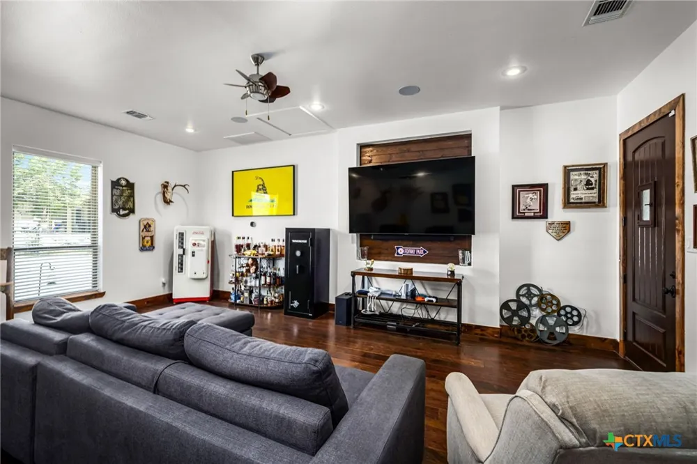 5723 Copper Forest New Braunfels, TX 78132