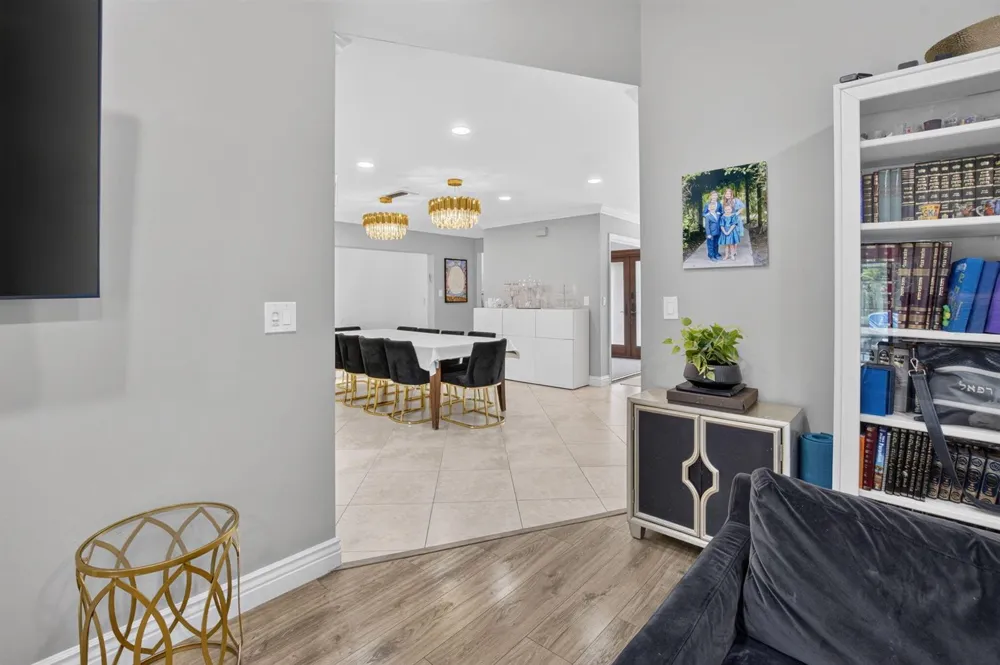 7658 SOLIMAR CIRCLE Boca Raton, FL 33433