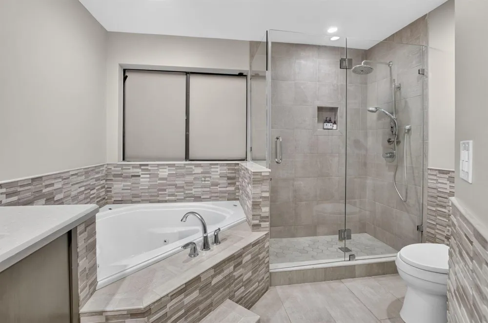 7658 SOLIMAR CIRCLE Boca Raton, FL 33433