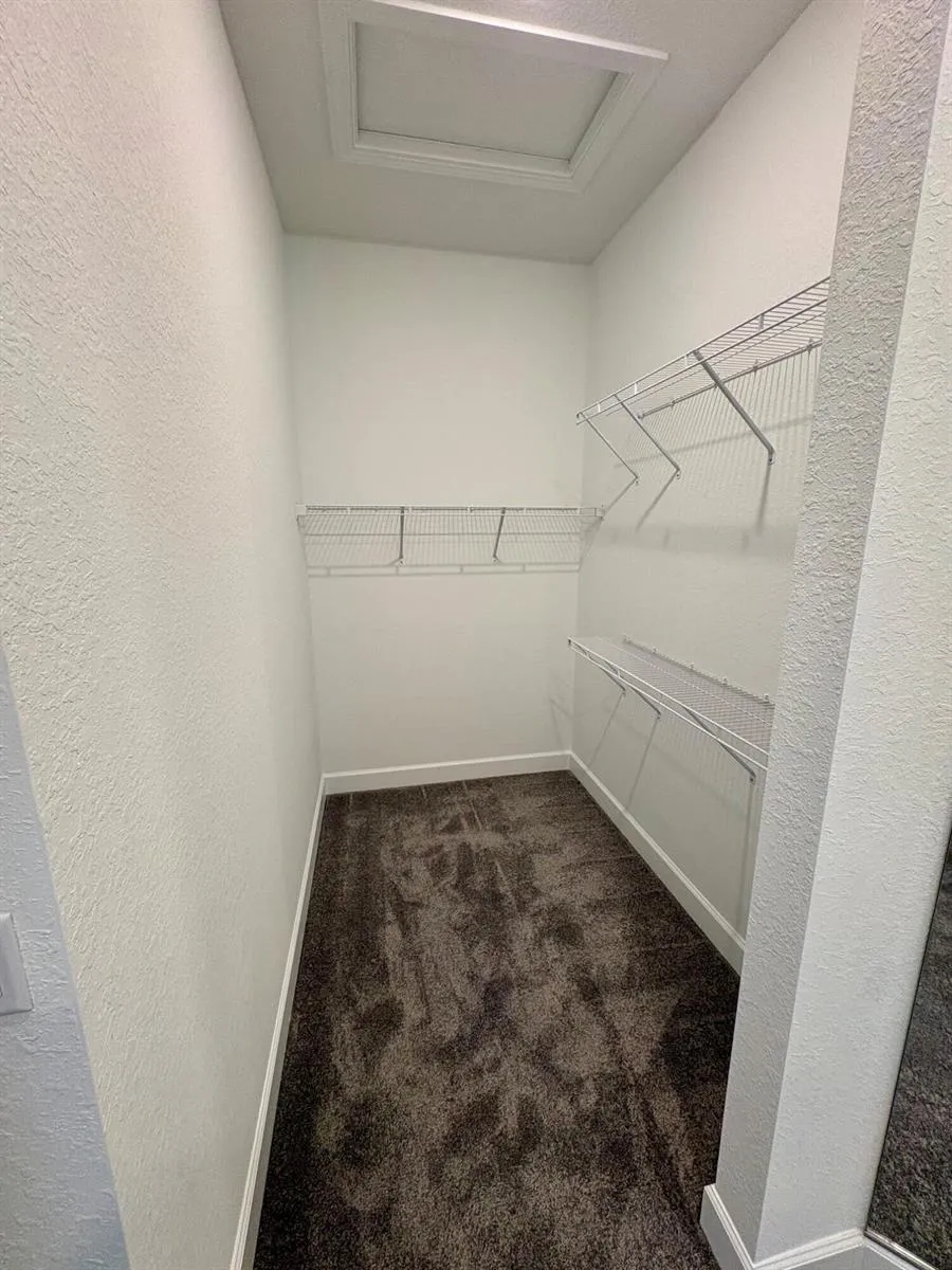 4951 Naugle Way #18 Livingston Davie, FL 33328