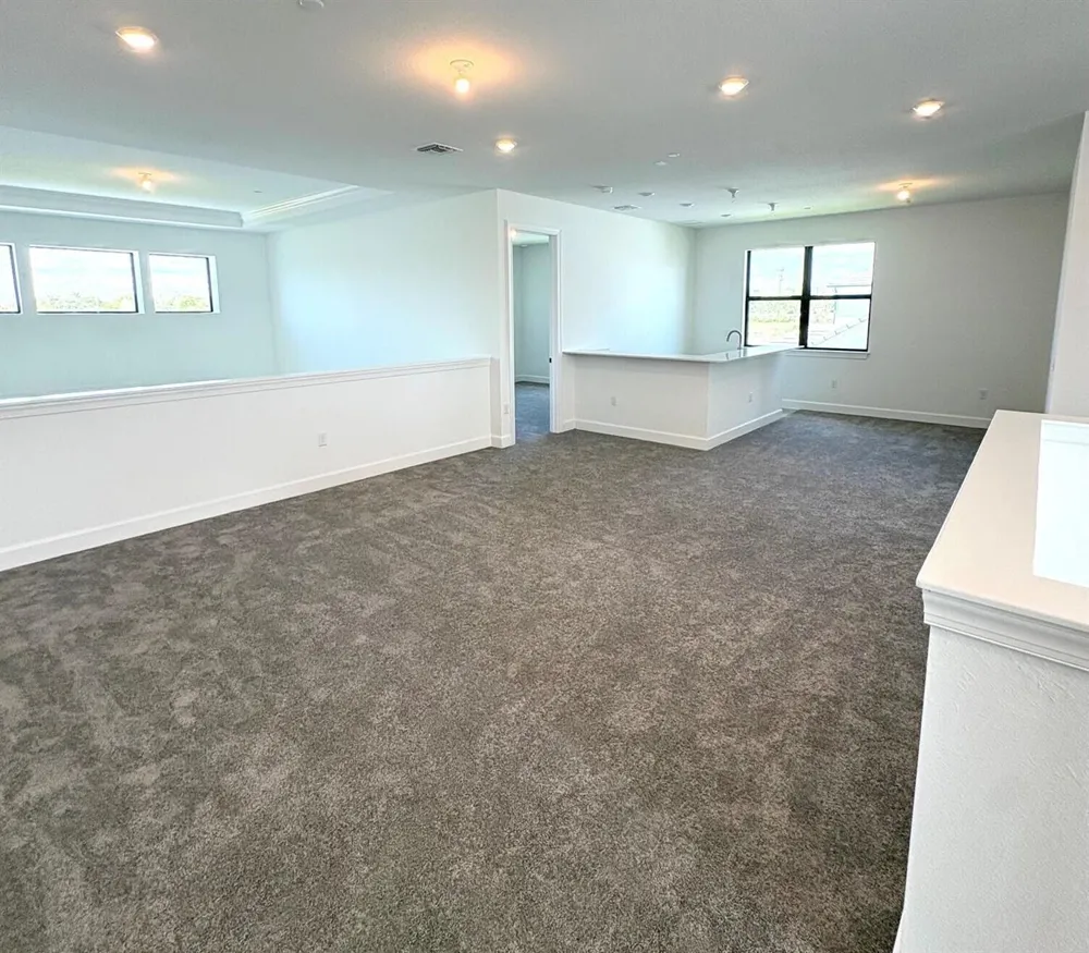 4951 Naugle Way #18 Livingston Davie, FL 33328