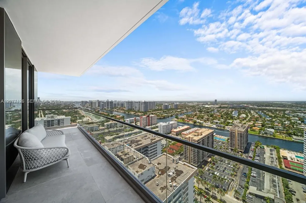 2000 S Ocean Dr #31B Hallandale Beach, FL 33009