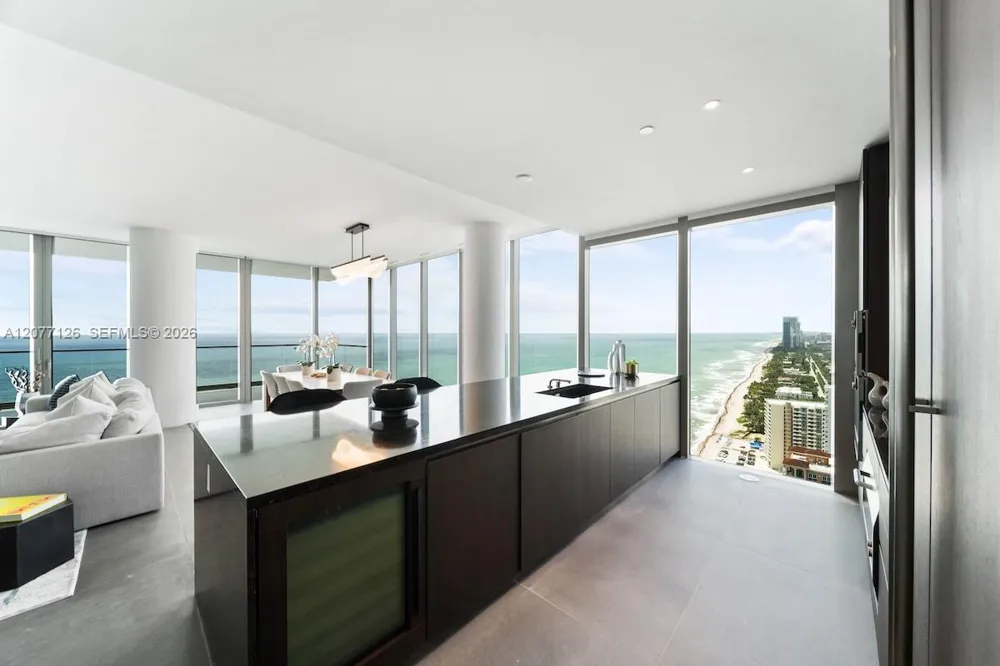 2000 S Ocean Dr #31B Hallandale Beach, FL 33009