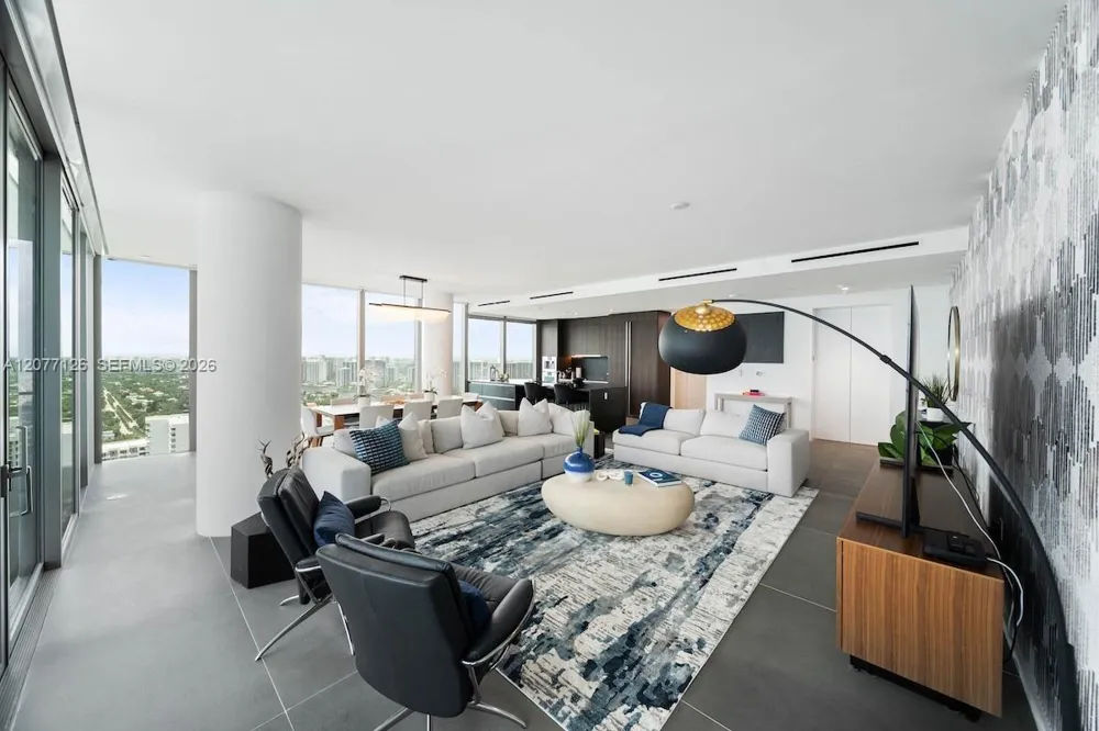 2000 S Ocean Dr #31B Hallandale Beach, FL 33009