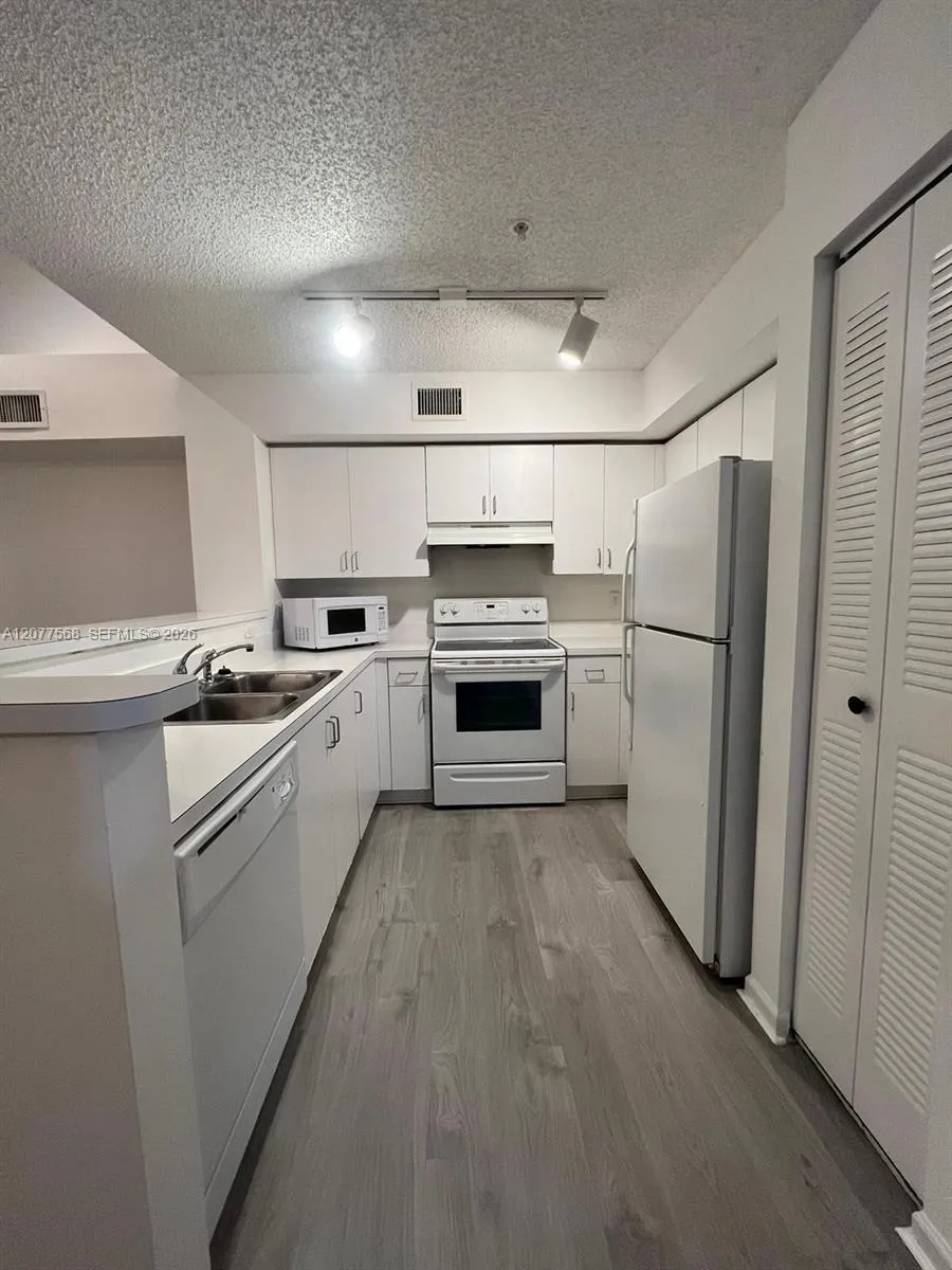 2173 Renaissance Blvd #201 Miramar, FL 33025