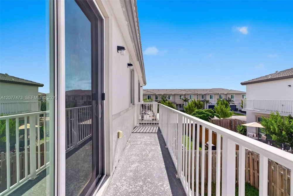 746 SE 14th St Homestead, FL 33034