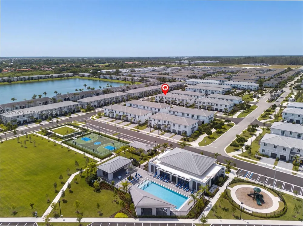 746 SE 14th St Homestead, FL 33034