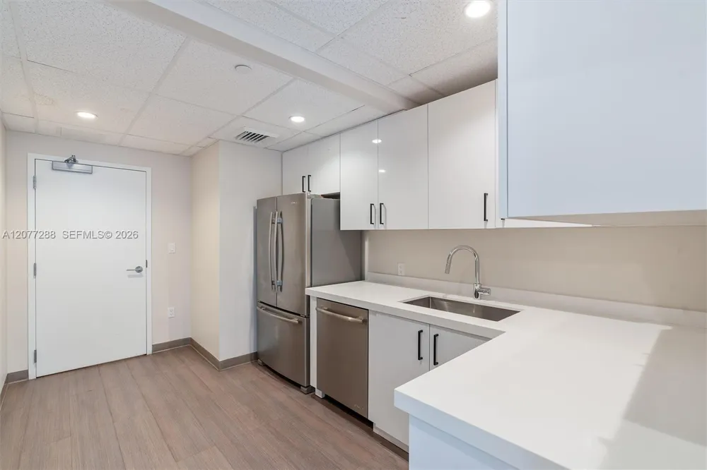100 E Las Olas Blvd #4203 Fort Lauderdale, FL 33301