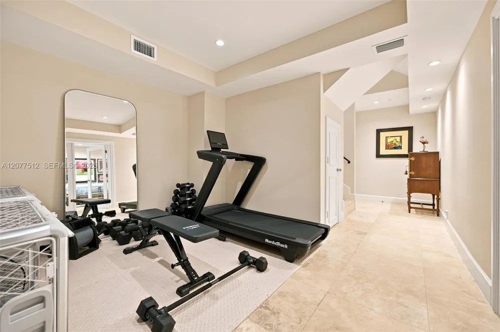 7541 SW 56th Ct #7541 Miami, FL 33143