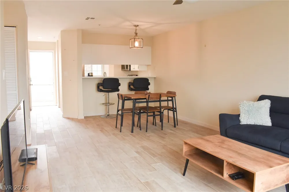 2056 Mesquite Lane #303 Laughlin, NV 89029