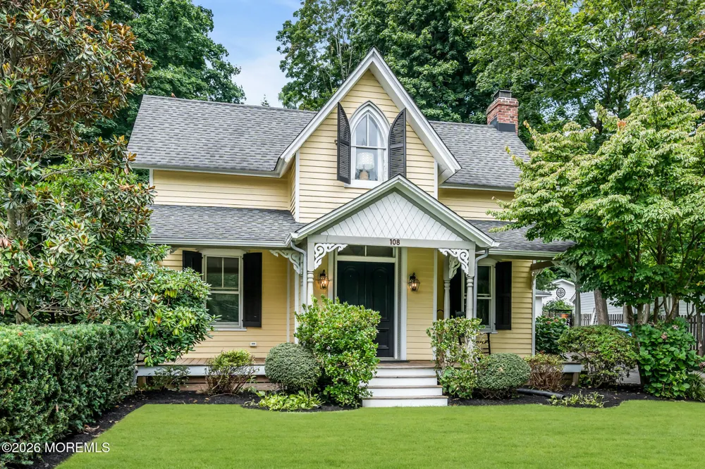108 Navesink Avenue Atlantic Highlands, NJ 07716
