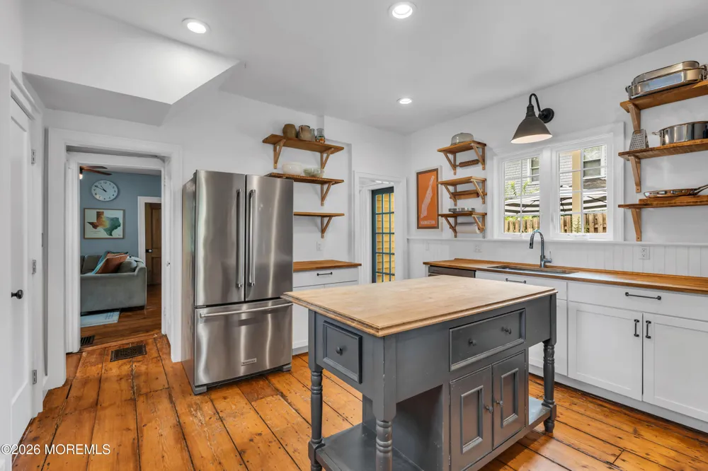 108 Navesink Avenue Atlantic Highlands, NJ 07716