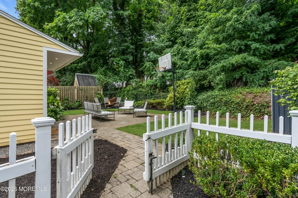 108 Navesink Avenue Atlantic Highlands, NJ 07716