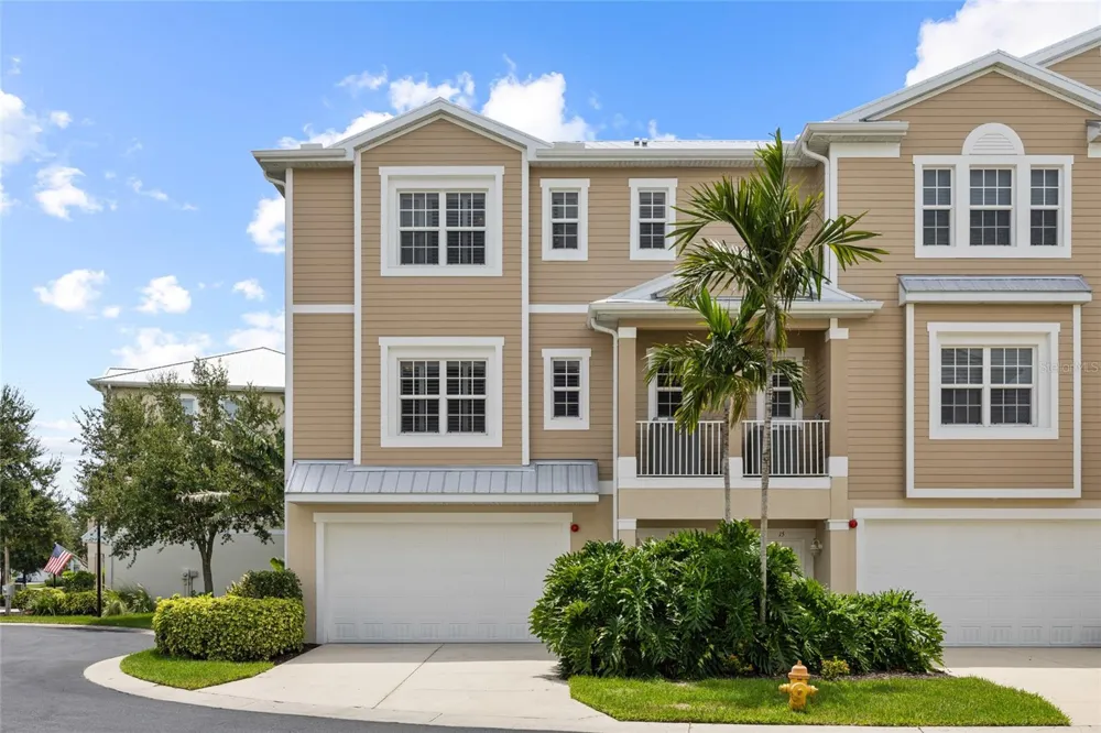 10311 LANDS END CIRCLE #16 Placida, FL 33946