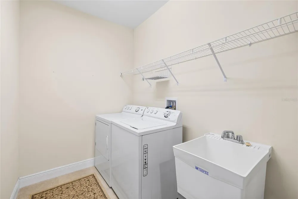 10311 LANDS END CIRCLE #16 Placida, FL 33946