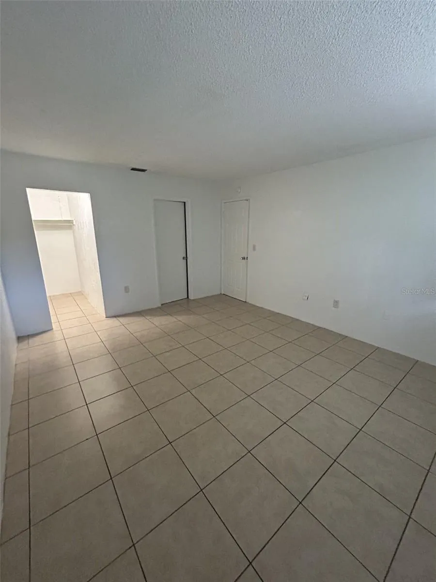 1216 KENNEDY ROAD #16 Daytona Beach, FL 32117