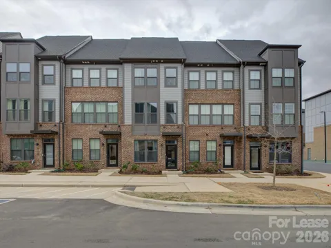 6112 Station Crossing Avenue